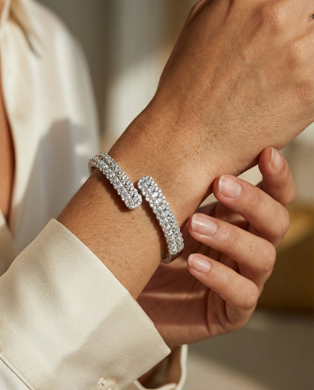 The Aurora Wrap Bangle - White Gold