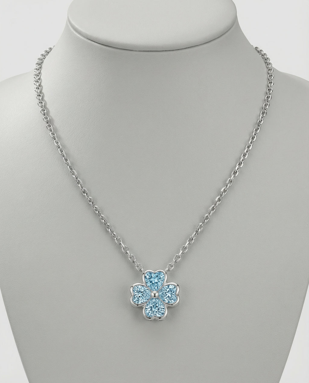 Luminous Azure Clover Pendant - White Gold