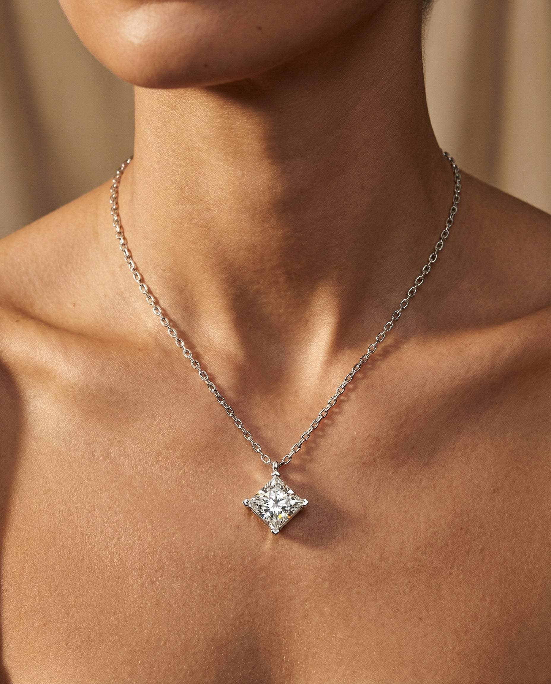 Nova Star Pendant - White Gold