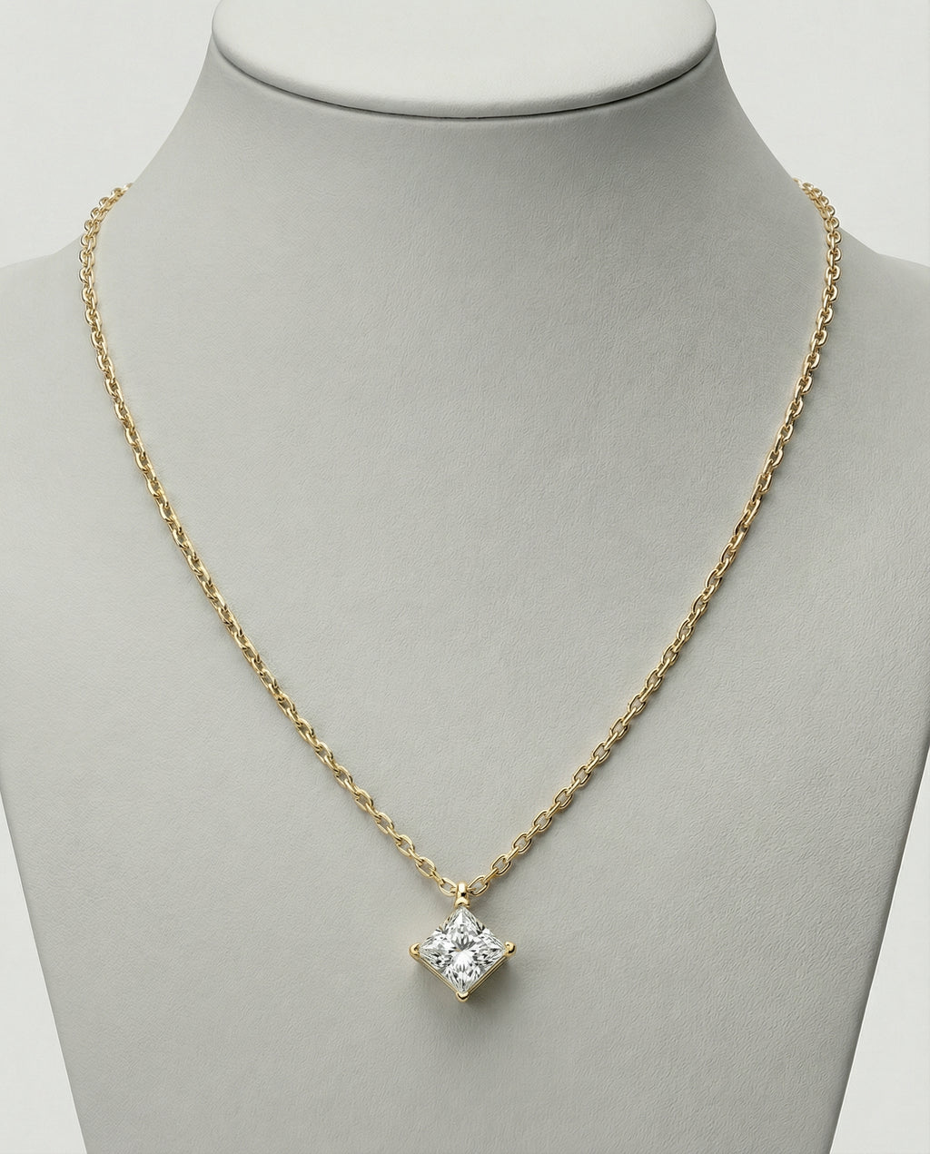 Nova Star Pendant - Yellow Gold