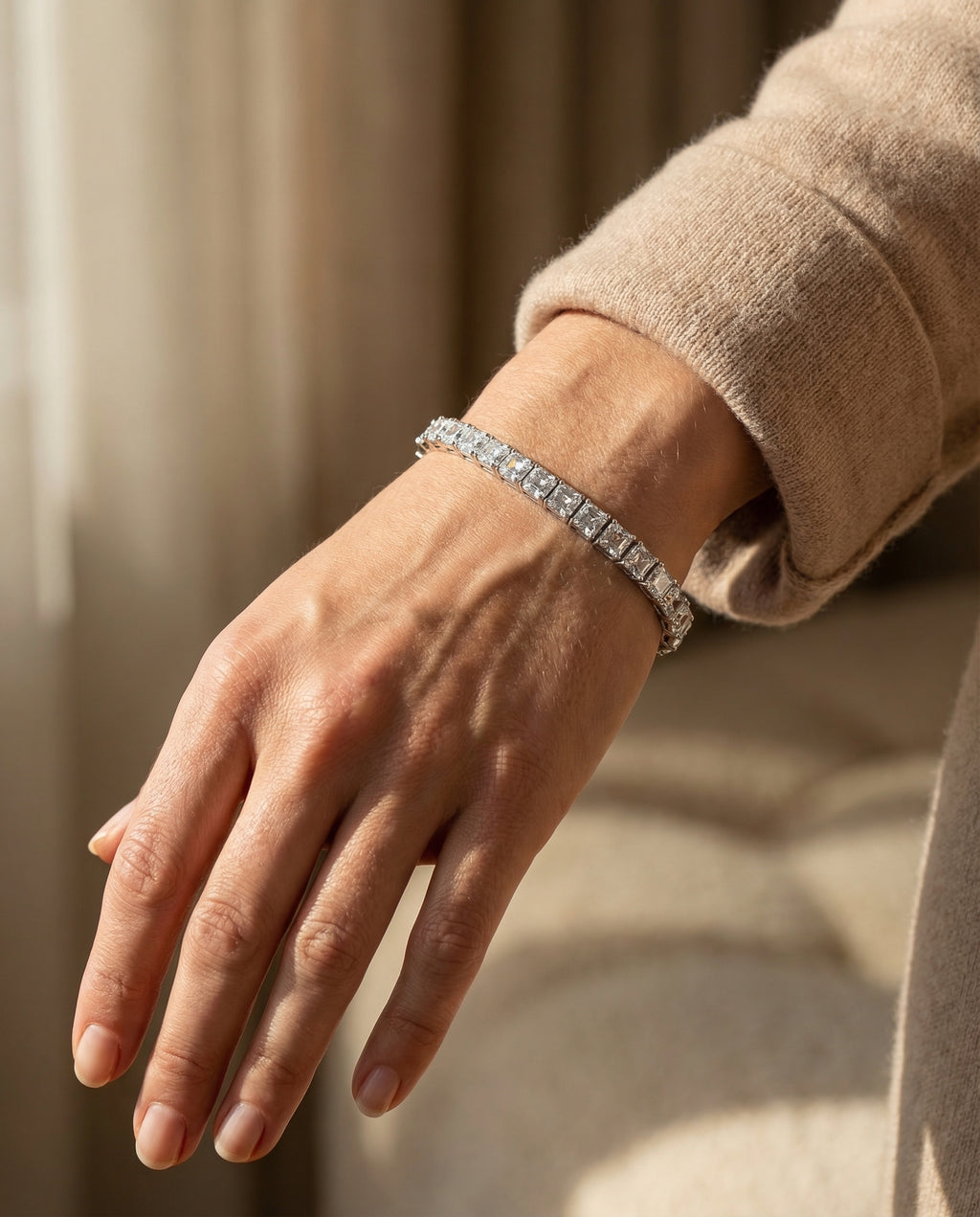The Ast Horizon Bracelet - White Gold