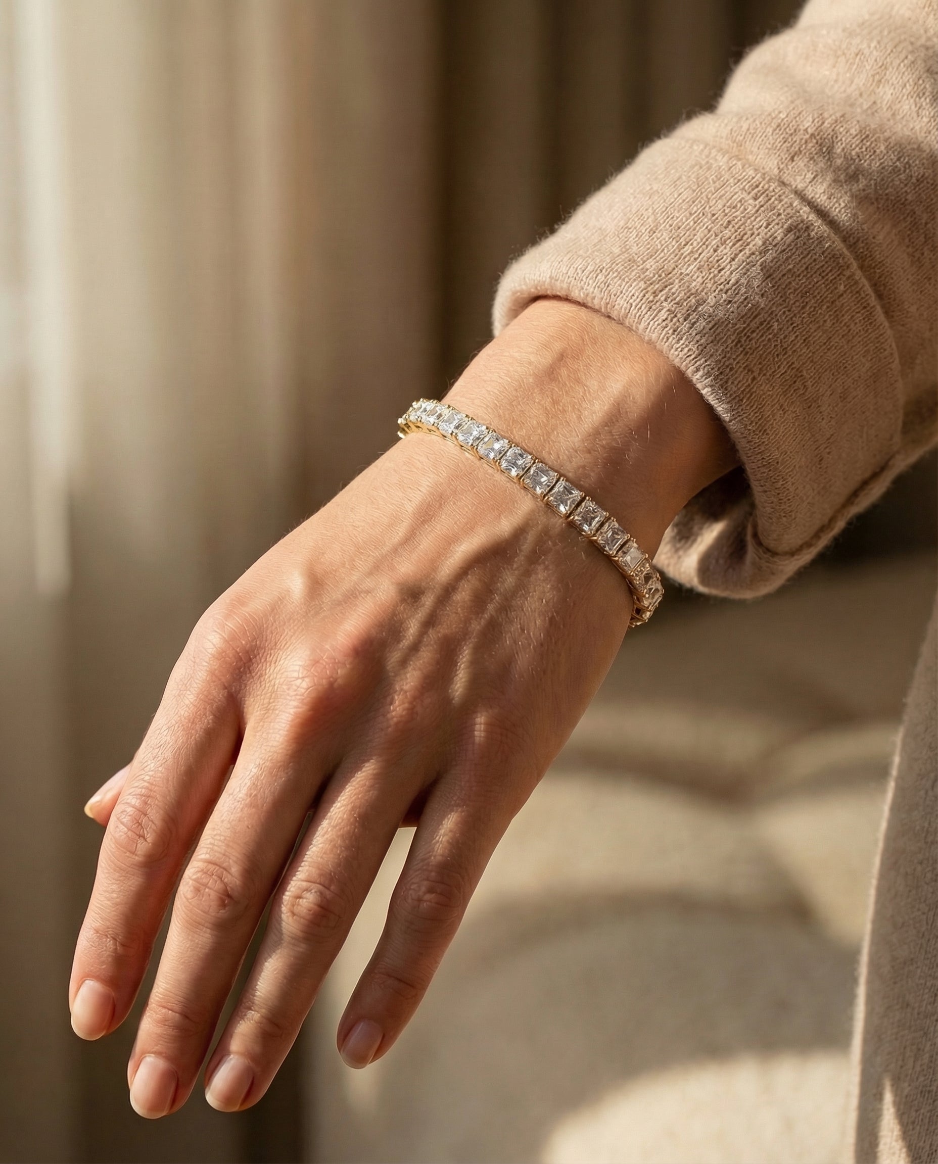 The Ast Horizon Bracelet - Yellow Gold