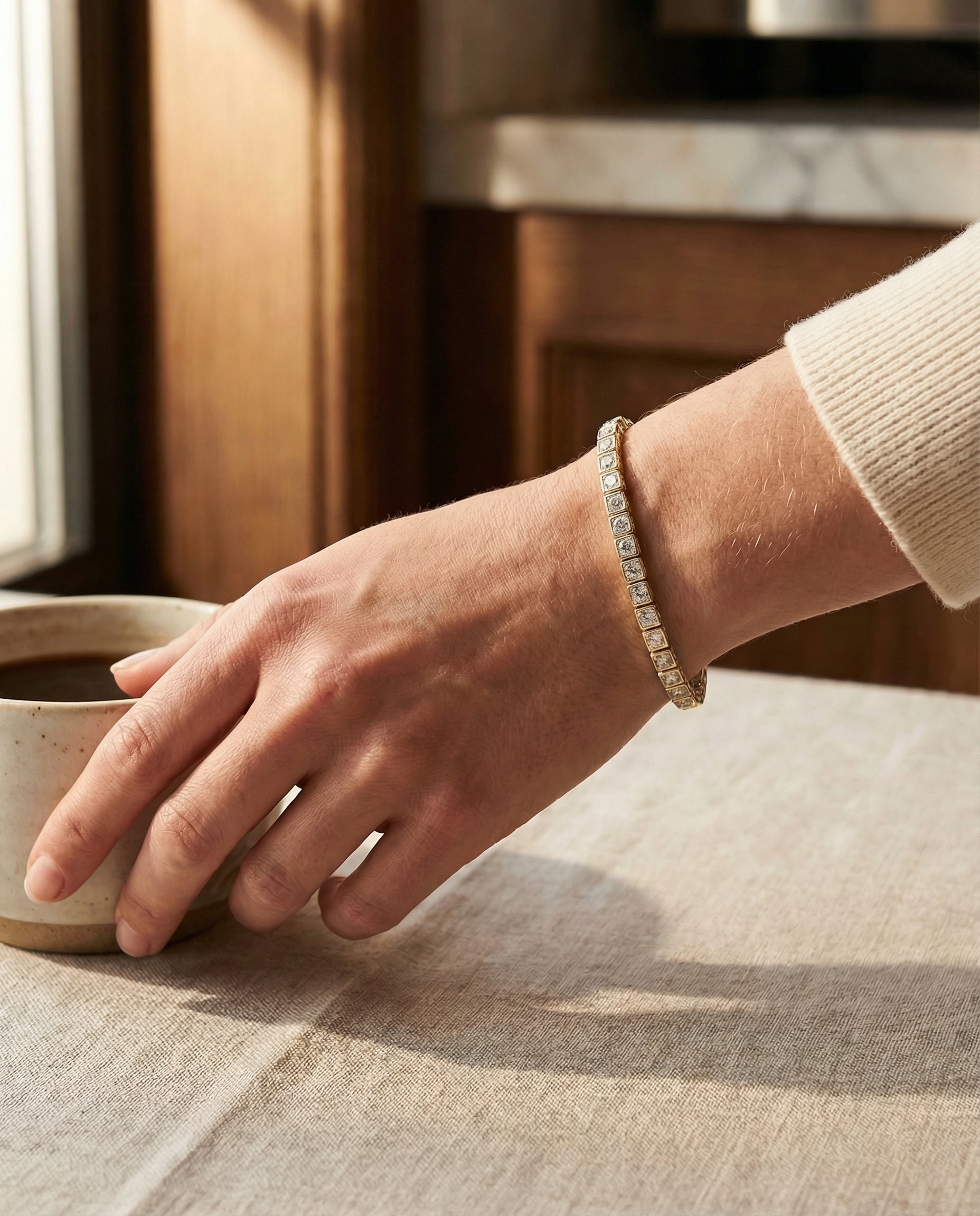 The Ast Horizon Bracelet - Yellow Gold