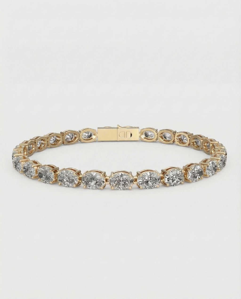 The Ast Horizon Oval Bracelet - Yellow Gold