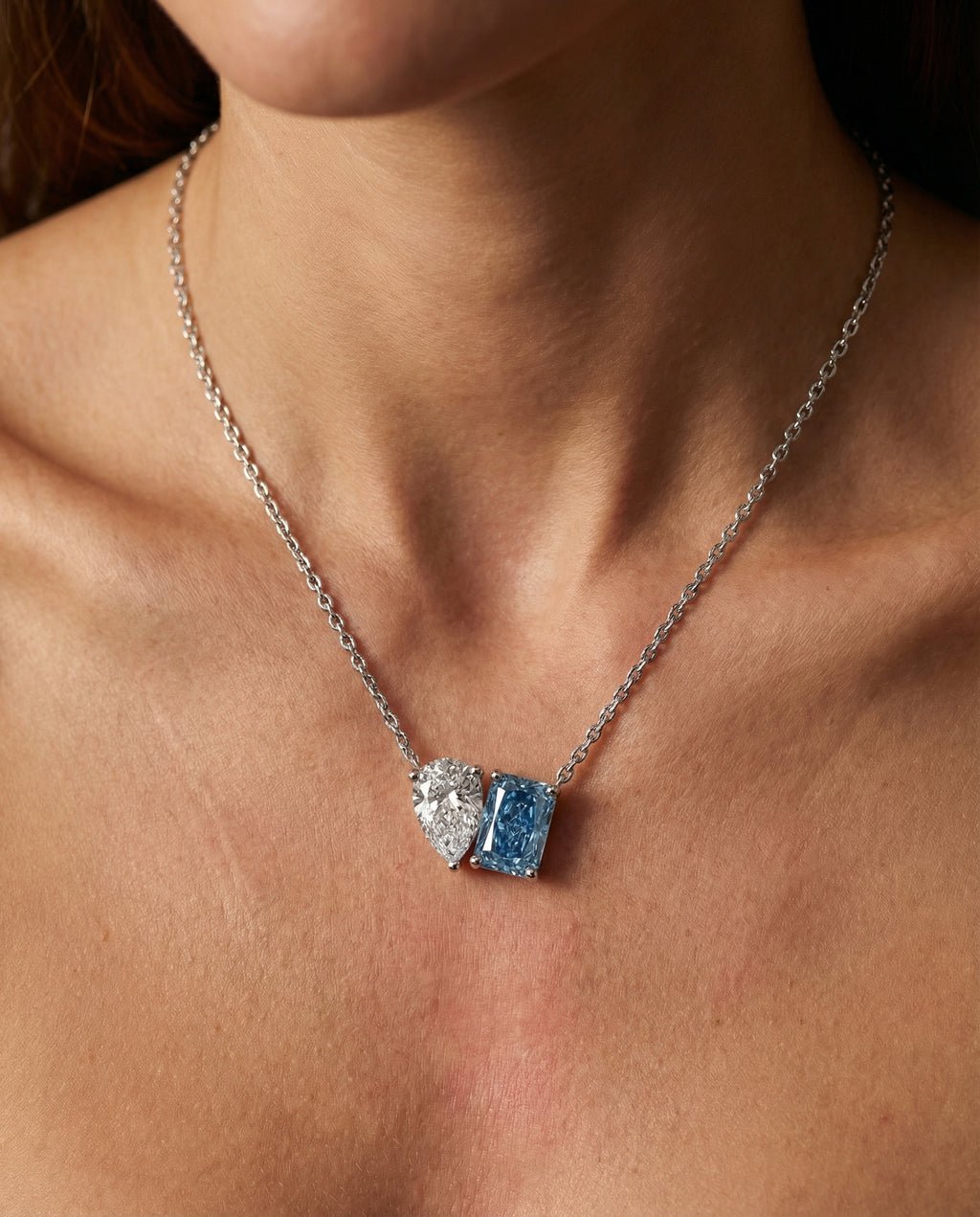Oceanic Embrace Pendant - White Gold