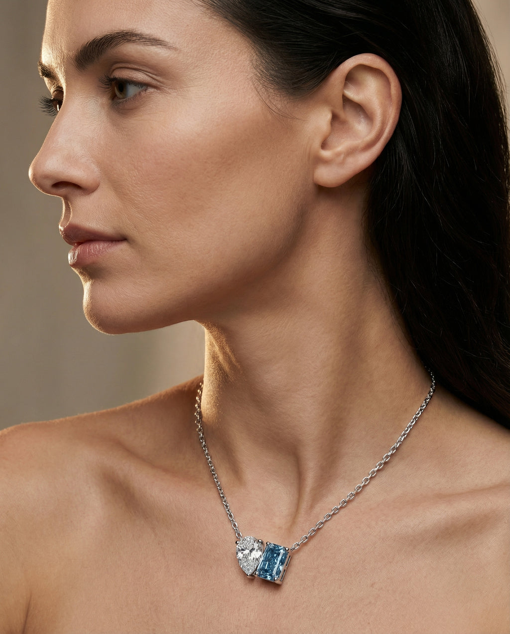 Oceanic Embrace Pendant - White Gold